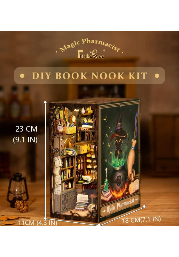 Book Nook Kit - Casa de muñecas en Miniatura de Madera con Muebles y Luces LED, Decoración de inserción de estantería Creativa,Magic Pharmacist