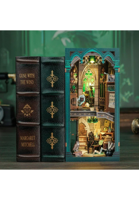 BOOK NOOK KIT - DIY - Darkness Common Room - 150pc + LED Light